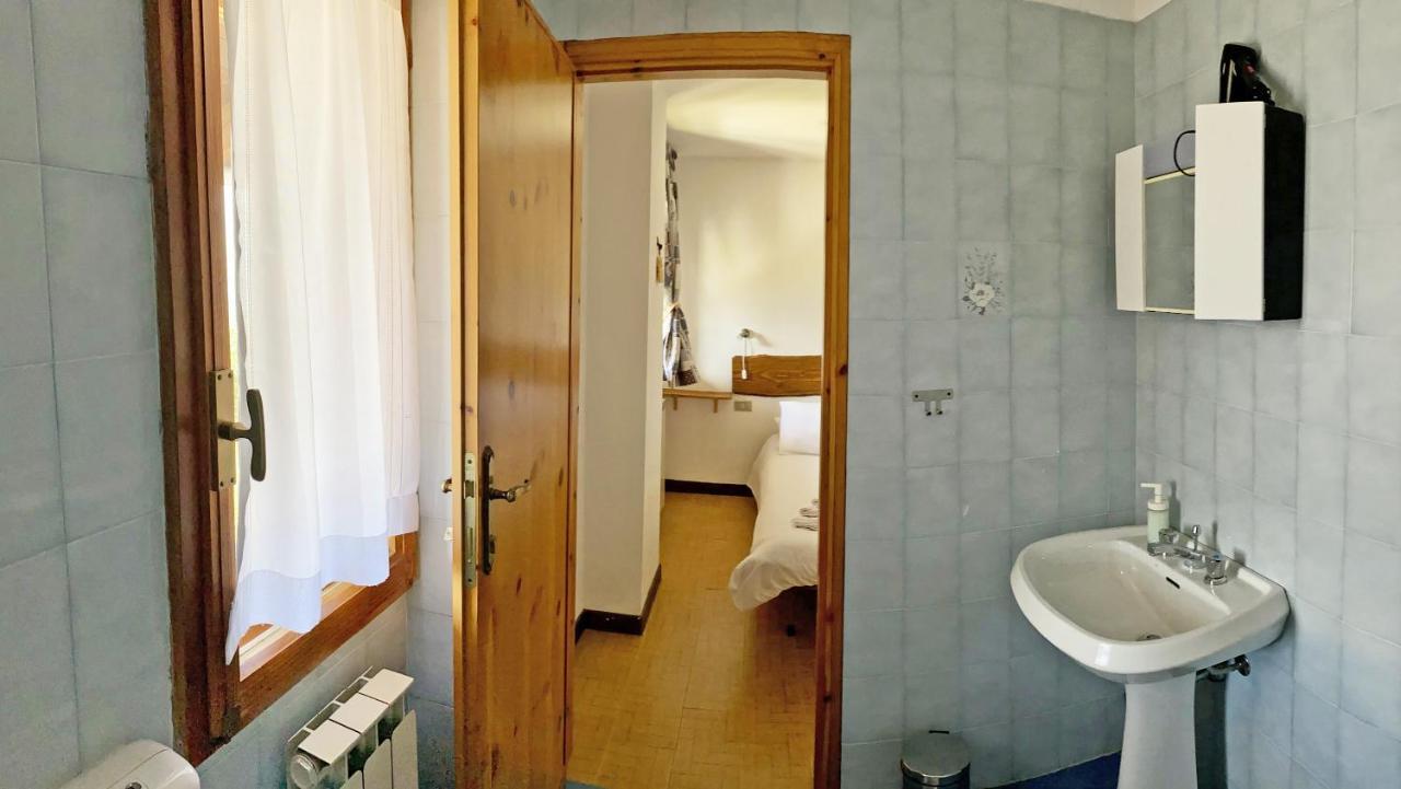 Locanda Ristorante Bar Del Lago Chamois Kültér fotó