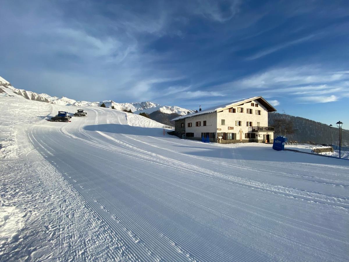 Locanda Ristorante Bar Del Lago Chamois Kültér fotó